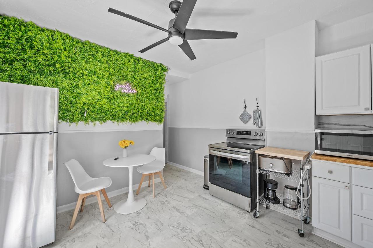 Apartamento Center Of Little Italy #2 Cleveland Exterior foto